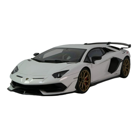 Lamborghiniランボルギーニ Aventadorアヴェンタドール SVJ ホワイト / AUTOart 1/18 ミニカー