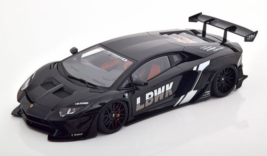 LB-WORKS ランボルギーニアヴェンタドール 1/18限定版AUTOart