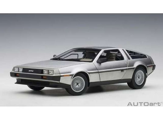 Delorean DMC-12, satin finish/AUTOart 1/18ミニカー