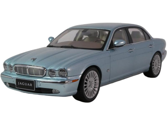Jaguar XJ6 X350/ Almost-Real 1/18 ミニカー