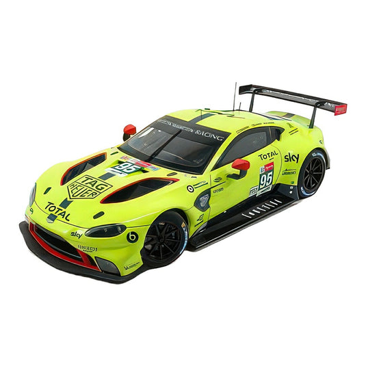 アストンマーチン ヴァンテージ AMR