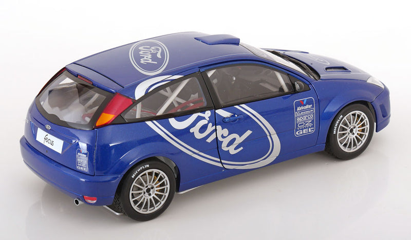 ギャラリービューアに画像をロードする, Ford Focus WRC プレゼンテーション 1999/ AUTOart 1/18 ミニカー
