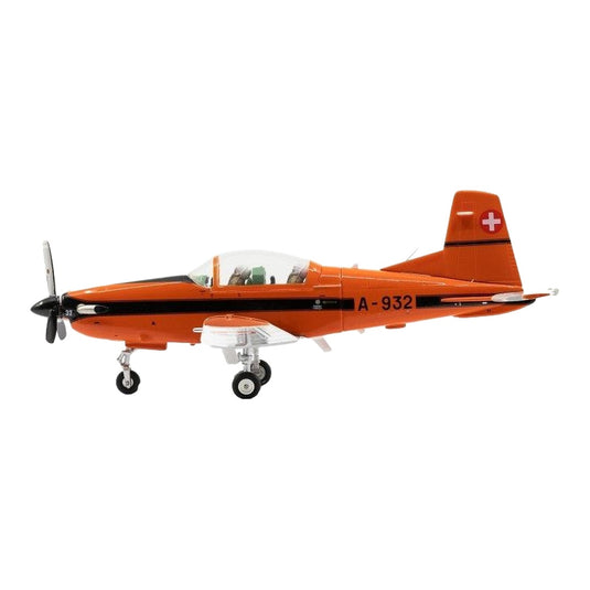 ピラタス PC-7 A-932 オリジナル塗装 オレンジ / ACE Arwico 1/72 飛行機模型 ミリタリー