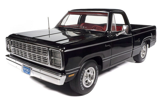Dodgeダッジ SWB Sweptline Pickup Truck Adventurer 1979 Black / AMERICAN MUSCLE 1/18 ミニカー 模型