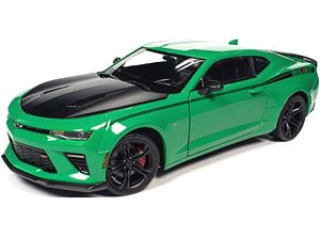 2017 Chevrolet Camaro SS 1LE (ニッキー) クリプトン グリーン/AutoWorld 1/18ミニカー