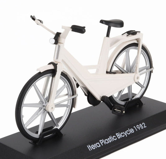 BICICLETTAビシクレッタ ITERA PLASTIC BICYCLE 1982 ホワイトブラック STORIA-DELLA-BICICLETTA-COLLECTION / EDICOLA 1/15 ミニカー
