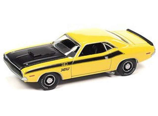 1970 ダッジ チャレンジャー T/A バナナ イエロー 1970 Dodge Challenger / AutoWorld 1/64 ミニカー