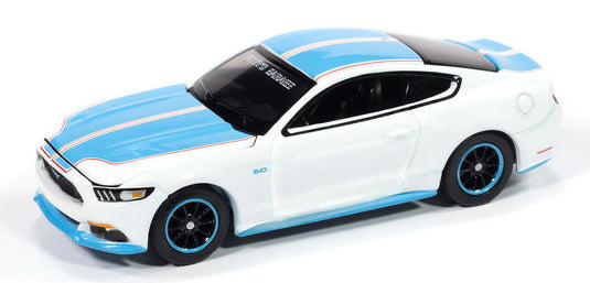 Ford Mustangフォード マスタング GT King Premium 2016 模型 スポーツカー ダイキャスト / AutoWorld 1/64 ミニカー 模型
