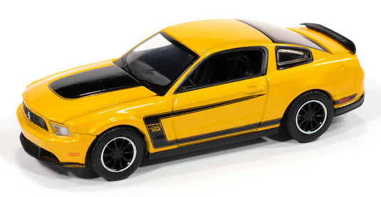 Ford Mustangフォード マスタング Boss 302 2012 イエロー 模型 スポーツカー ダイキャスト / AutoWorld 1/64 ミニカー 模型