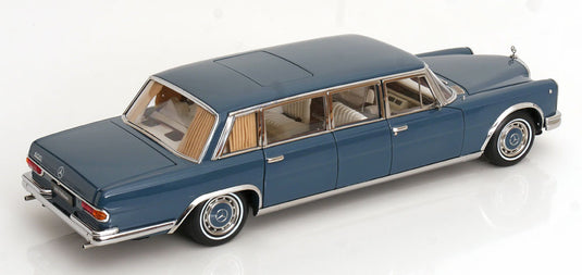 Mercedes 600 LWB W100 Pullman 1963 1981 Mercedes特注モデル/ NZG 1/18 ミニカー