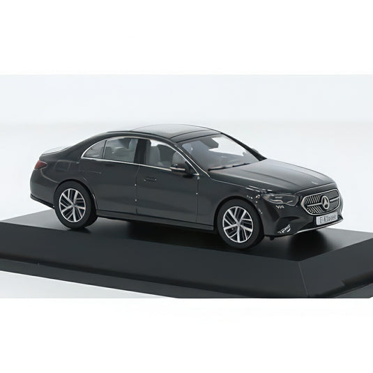 Mercedes Benz E Class (W214) 2024 グラファイトグレイ B66961116/ Norev 1/43 ミニカー
