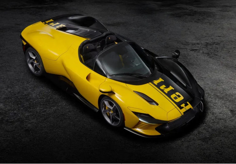 ギャラリービューアに画像をロードする, 【予約】Ferrari SP3 Daytona 599+1 Spider オープンルーフ ジャッロモデナ＆カーボンファイバー/ BBR 1/12 99台限定ミニカー
