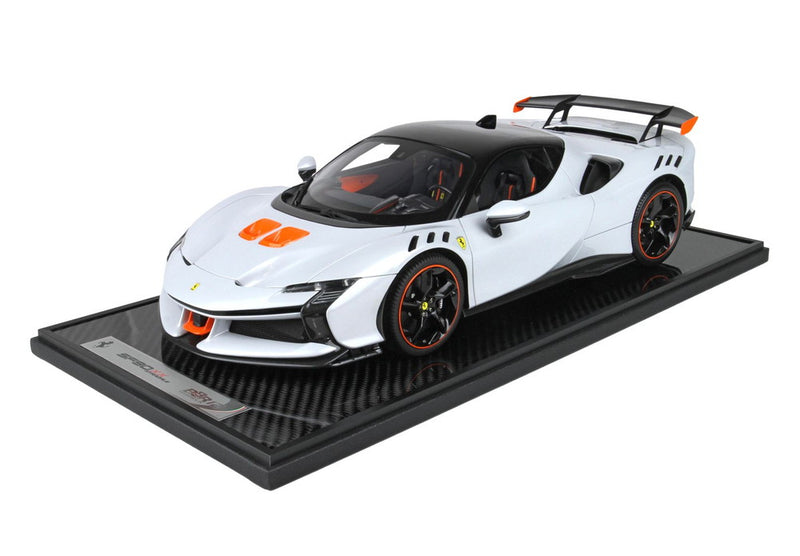 ギャラリービューアに画像をロードする, 【予約】Ferrari SF90XX Stradale オフィシャルカラー Ferrari ビアンコアルティコ/ BBR 1/12 49台限定ミニカー
