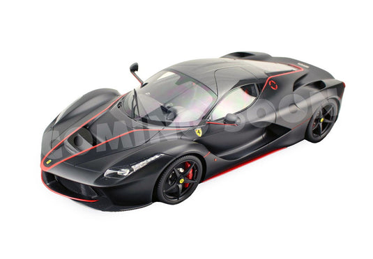【予約】2026年発売予定Ferrari LaFerrari マットブラック レッドストライプ カーボンファイバーベース ディスプレイケース付属/ BBR 1/12 ミニカー