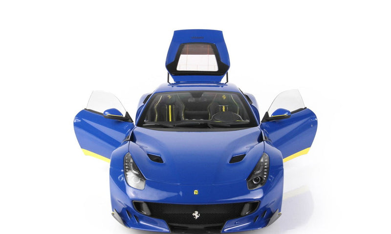 ギャラリービューアに画像をロードする, 【予約】Ferrari F12 TDF アズーロディーノ イエローディテール/ BBR 1/18 ミニカー
