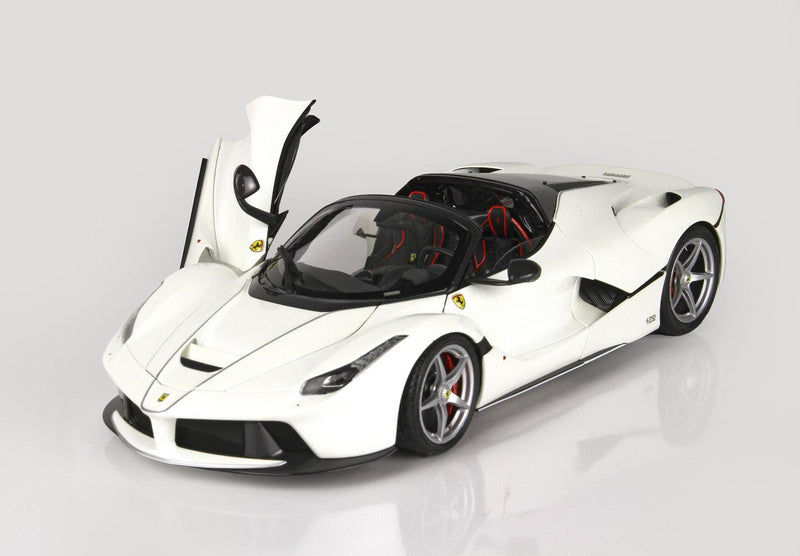 ギャラリービューアに画像をロードする, FERRARI LaFerrari Aperta/ BBR 1/18 模型
