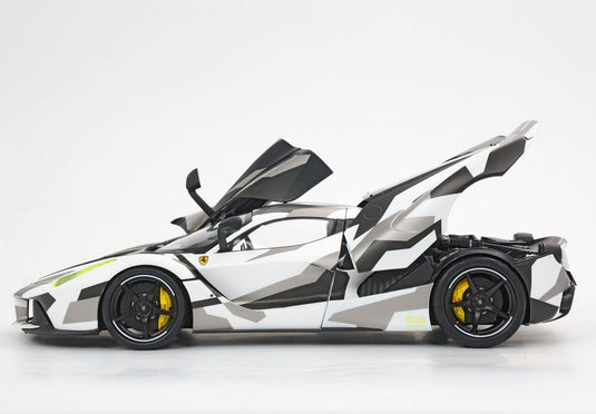 【予約】Ferrari LaFerrari 2012 オープンダイキャスト スペシャルパック カモフラージュ ディスプレイケース付属/ BBR 1/18 140台限定ミニカー