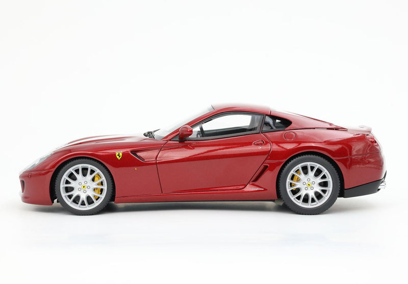 ギャラリービューアに画像をロードする, 【予約】Ferrari 599 GTB Fiorano 2006 オートマチックギア Made In Italy フィオラノレッド/ BBR 1/18 108台限定ミニカー
