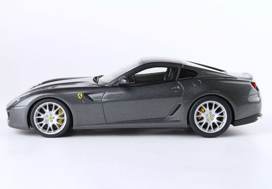 【予約】Ferrari 599 GTB Fiorano 2006 マニュアルギア Made In Italy シルバーストーングレー/ BBR 1/18 ミニカー