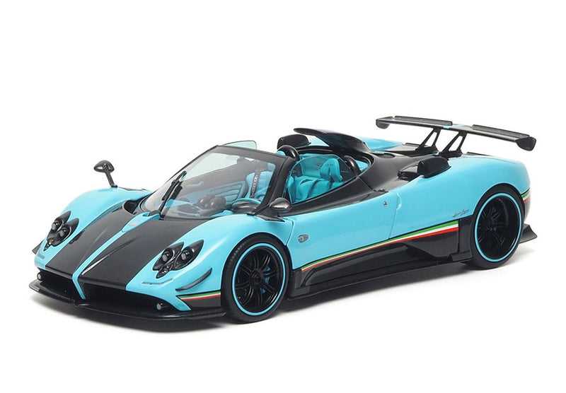 ギャラリービューアに画像をロードする, 【予約】Pagani Zonda Uno クーペ フルオープンダイキャスト トゥルケーゼ＆カーボン ベーシックパック/ BBR 1/18 ミニカー
