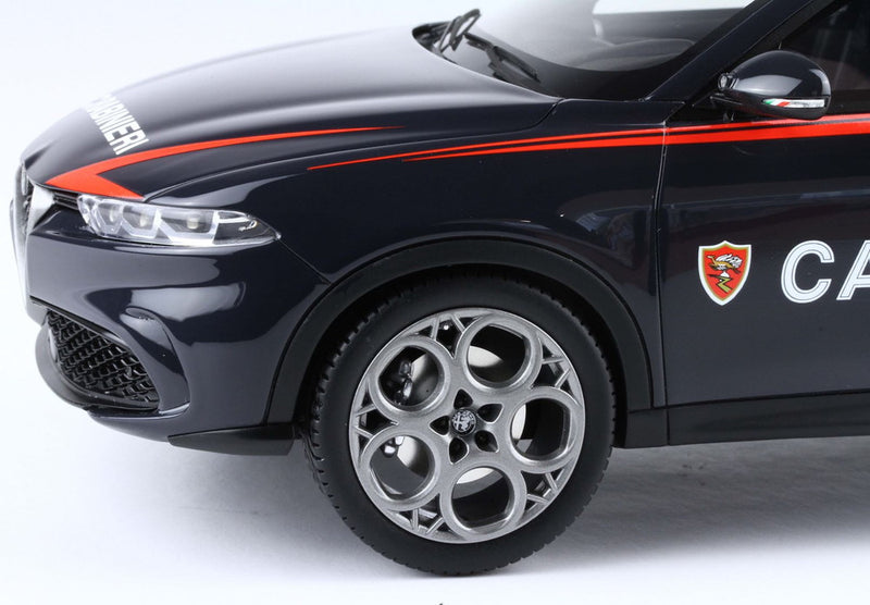 ギャラリービューアに画像をロードする, 【予約】Alfa Romeo Tonale Carabinieri仕様/ BBR 1/18 100台限定ミニカー
