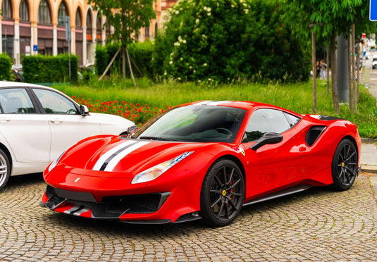 【予約】Ferrariフェラーリ 488 Pista Rosso Corsa with Carbon wheels e wing / BBR 1/43 ミニカー