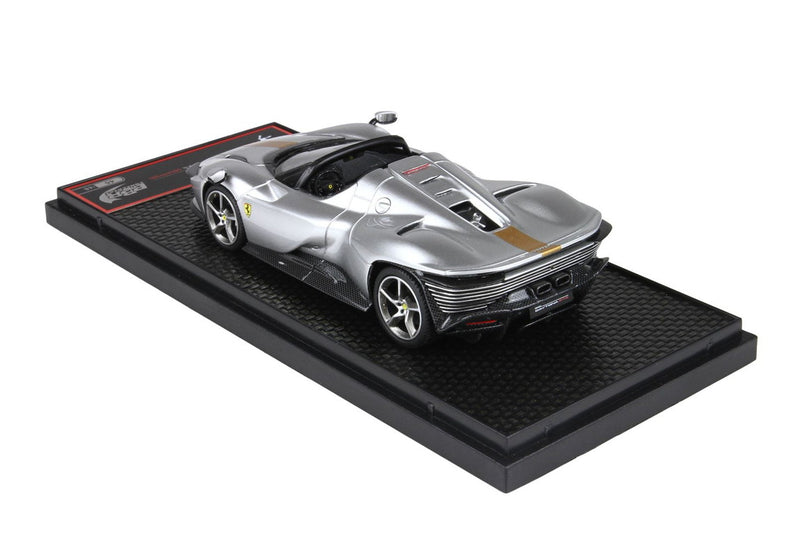 ギャラリービューアに画像をロードする, 【予約】Ferrariフェラーリ Daytona SP3 Serie Icona Argento Nurburgring 限定48台 / BBR 1/43 ミニカー
