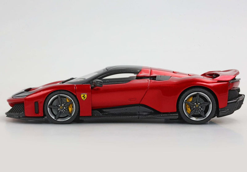 ギャラリービューアに画像をロードする, 【予約】2026年発売予定Ferrari F80 カーボンオプション ロッソスーパーカー バイカラーホイール シルバー＆カーボン/ BBR 1/43 ミニカー
