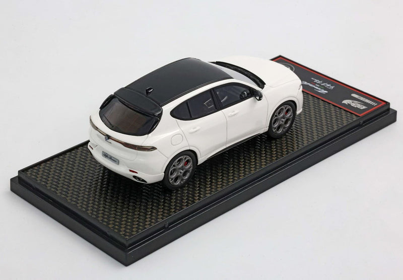 ギャラリービューアに画像をロードする, 【予約】2026年発売予定Alfa Romeo Tonale Tributo ビアンコアルファ/ BBR 1/43 ミニカー
