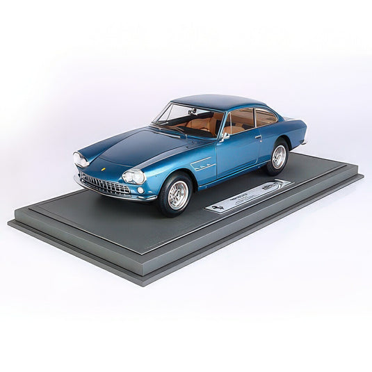 フェラーリ 330 GT 2+2 1965 ブルー エンツォ・フェラーリ パーソナルカー / BBR 1/18 ミニカー