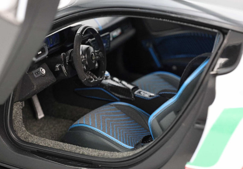 ギャラリービューアに画像をロードする, 【予約】Maserati MC20 フルオープンダイキャスト ホワイトアウダーチェ イタリアンフラッグ/ BBR 1/18 60台限定ミニカー
