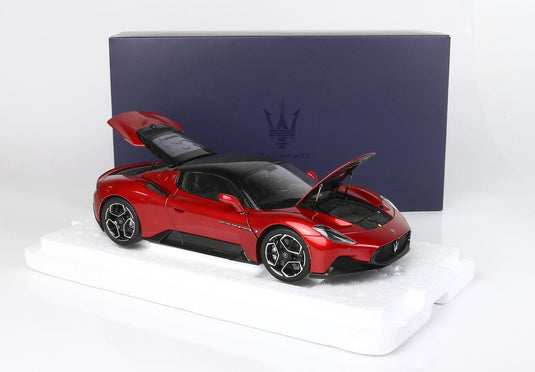 【予約】Maserati MC20 フルオープンダイキャスト レッドヴィンチェンテ ブラックルーフ/ BBR 1/18 ミニカー