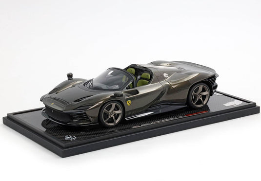 【予約】Ferrariフェラーリ SP3 Daytona open roof full goldcarbon fiber 限定30台 / BBR 1/18 ミニカー