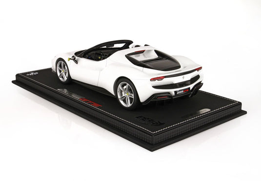 【予約】Ferrari 296 GTS ホワイトチェルヴィーノ/ BBR 1/18 50台限定ミニカー