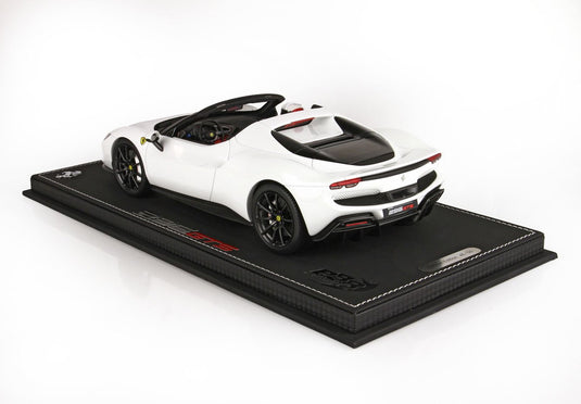 【予約】Ferrari 296 GTS ホワイトチェルヴィーノ/ BBR 1/18 50台限定ミニカー