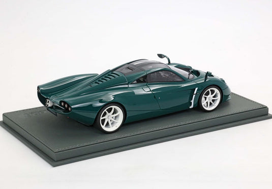 【予約】2026年発売予定PAGANI ウアイラ コダルンガ 2022 ショーケース付 ブリティッシュレーシンググリーン/ BBR 1/18 100台限定ミニカー