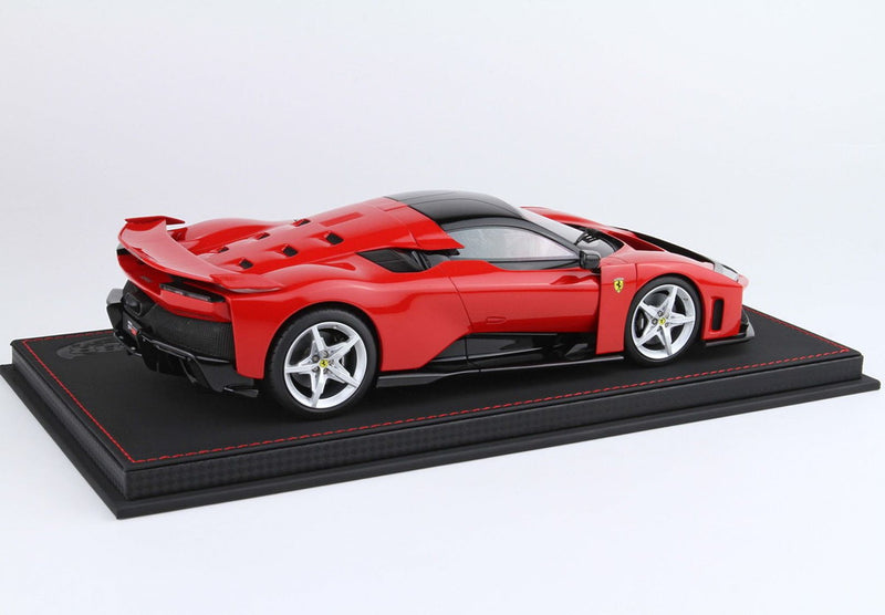 ギャラリービューアに画像をロードする, 【予約】Ferrari F80 ロッソコルサ シルバーホイール/ BBR 1/18 500台限定ミニカー
