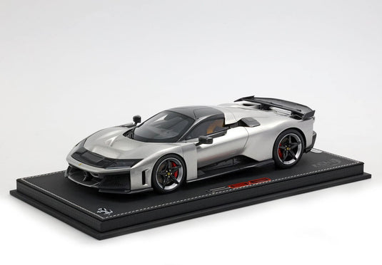 【予約】Ferrariフェラーリ F80 carbon Glossy Aluminium bicolor wheels gloss carbon wing / BBR 1/18 ミニカー