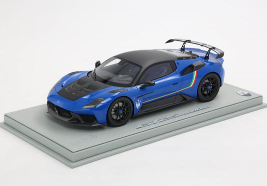 【予約】2026年発売予定Maserati GT2 Stradale ブルーインフィニート イタリアンストライプ/ BBR 1/18 ミニカー