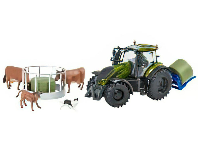 VALTRA - T254 TRACTOR WITH PLAYSET FLEMING BALE LIFTER 2019 - GREEN/ BRITAINS 1/32 トラクタ 模型