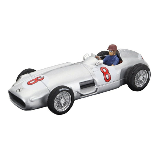 Mercedes Benzメルセデスベンツ F1 W196 No.8 ワールドチャンピオン オランダGP 1955 Juan Manuel Fangio ドライバーフィギュア付 シルバ / BRUMM 1/43 ミニカー
