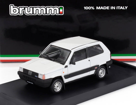 FIATフィアット PANDAパンダ 4x4 SUPERNOVAスーパーノヴァ 1986 ホワイト / BRUMM 1/43 ミニカー