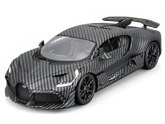 【予約】12月以降発売予定BUGATTI  DIVO 2018  50th ANNIVERSARY BBURAGO  CARBON FIBER COLOUR/BURAGO 1/18ミニカー