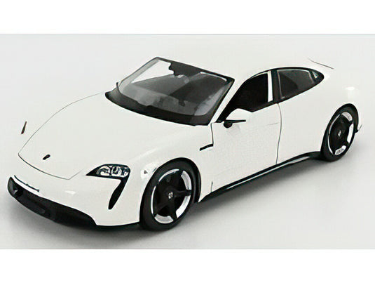 PORSCHE TAYCAN 2019 CARRARA WHITE/Bburago 1/24ミニカー