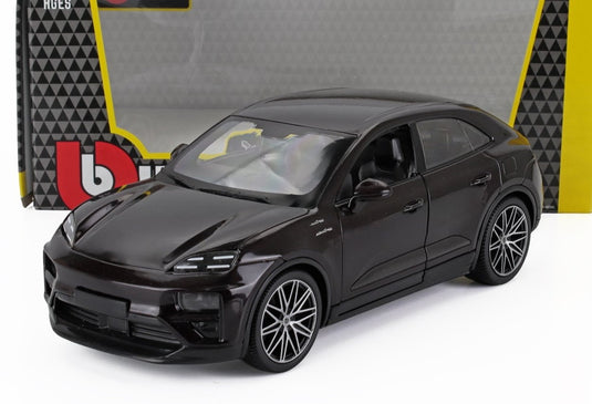 PORSCHE MACAN TURBO ELECTRIC 2024 ダークカッパー/ Bburago 1/24 ミニカー