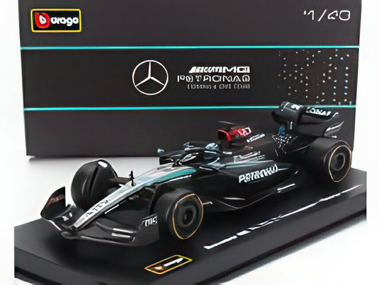 MERCEDES GP F1 W15 EQ パフォーマンス チーム AMG ペトロナスモータースポーツ 63号車 シーズン 2024 ジョージ・ラッセル ドライバーフィギュア・ ブラック シルバー グリーン/ Bburago 1/43 シグネチャーミニカー