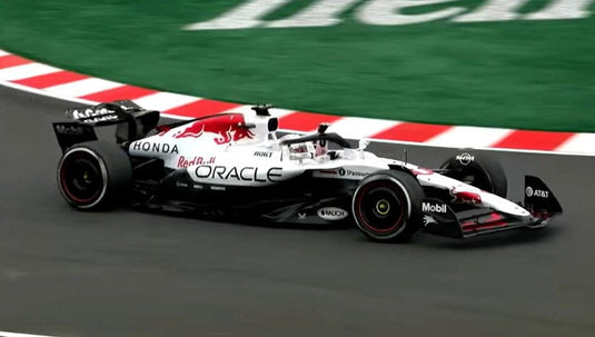 【予約】2026年発売予定RED BULL F1 RB21 日本GP優勝 2025 マックスフェルスタッペン N1 ホワイトレッド/ Bburago 1/43 シグネチャーシリーズミニカー