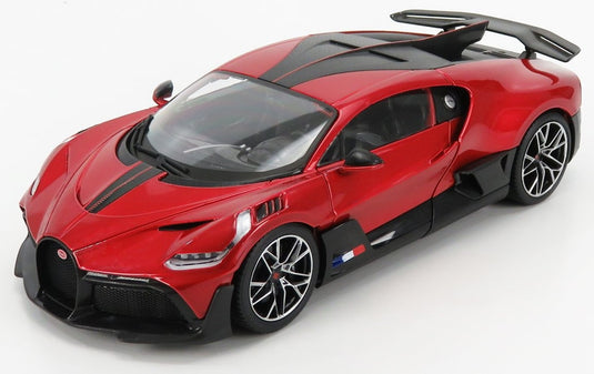 Bugattiブガッティ ディヴォ 2018 レッドメタリックカーボン / BURAGO 1/18 ミニカー