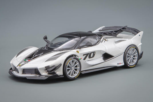 Ferrariフェラーリ FXX K EVO 2017 ホワイトメタリック ブラック /Bburagoブラゴ 1/43 ダイキャスト ミニカー