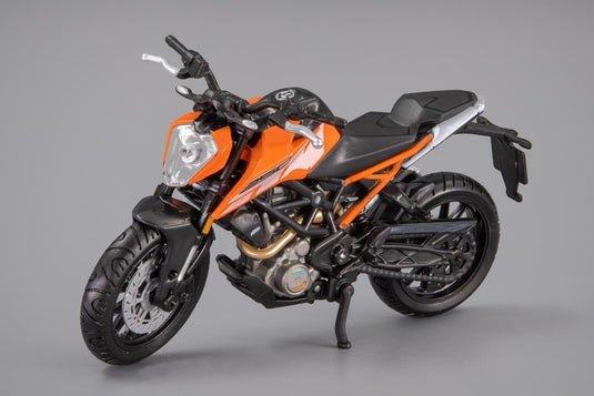 KTMケーティーエム 250 Duke ブラック オレンジ /Bburagoブラゴ 1/18 ダイキャスト ミニカー
